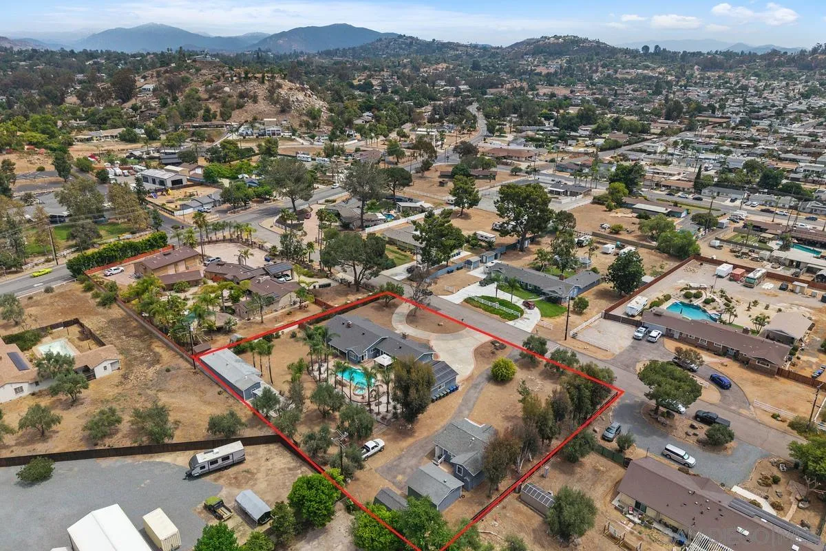 https://cdn.realtyfeed.com/cdn/127/260019985/97a954c6614f6f695291b8d7746a6a39.webp