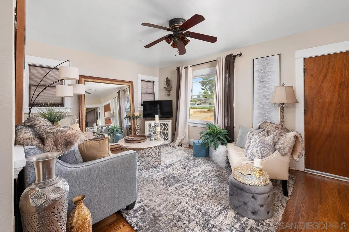 https://cdn.realtyfeed.com/cdn/127/260019985/9edcbb38a7195312ae35b888d649dd77.webp