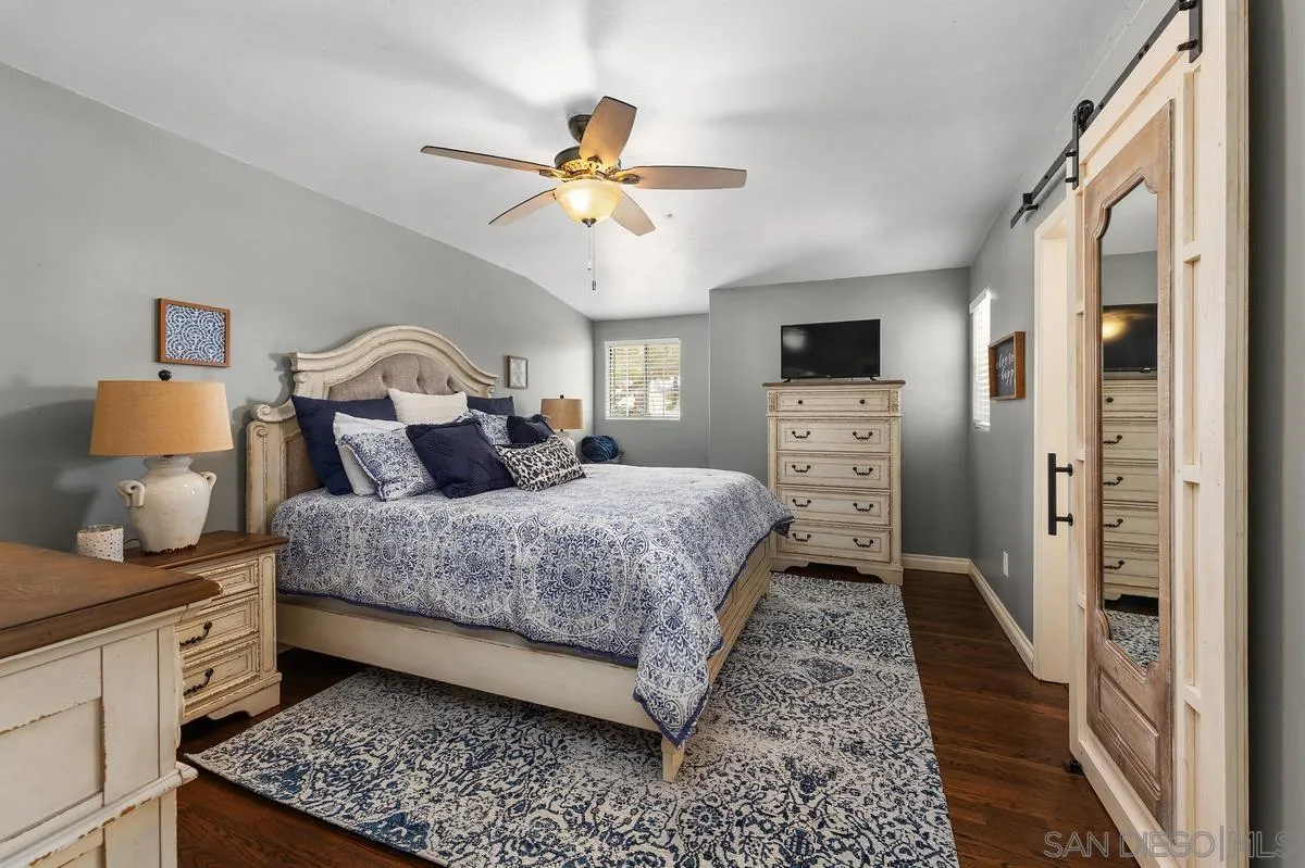 https://cdn.realtyfeed.com/cdn/127/260019985/a6369f2f772bf16d075dd59c03f96fac.webp