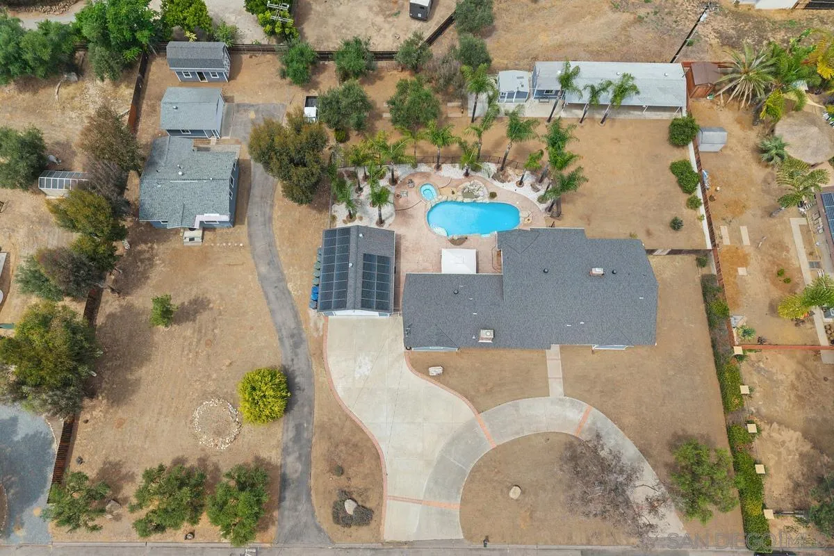 https://cdn.realtyfeed.com/cdn/127/260019985/cb4a57c07a7c7d55052ed091856c4c23.webp