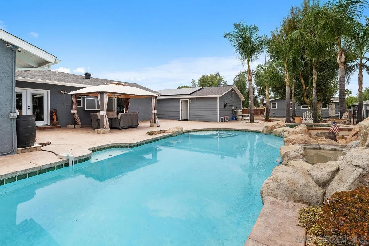 https://cdn.realtyfeed.com/cdn/127/260019985/d6e3613f9ebe31de082c6f23b43df6e7.webp