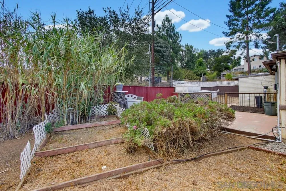 https://cdn.realtyfeed.com/cdn/127/260019990/e97e63282faf0ee716580dfbb0e9c32c.webp