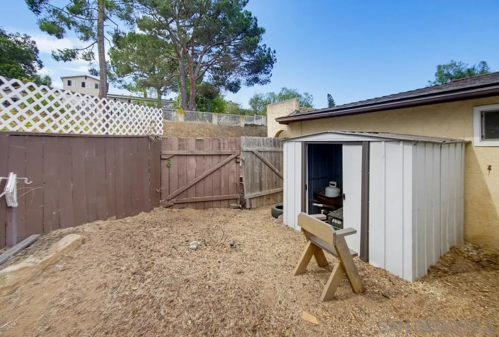 https://cdn.realtyfeed.com/cdn/127/260019990/ea1035fbea2ab53af3f5e16eaf065e8f.webp