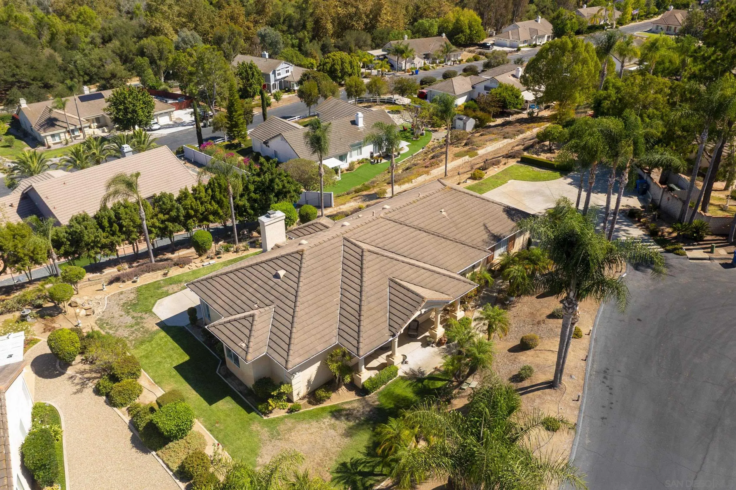 https://cdn.realtyfeed.com/cdn/127/260020001/311bcb3fbb2f539c5b8196802987be76.webp