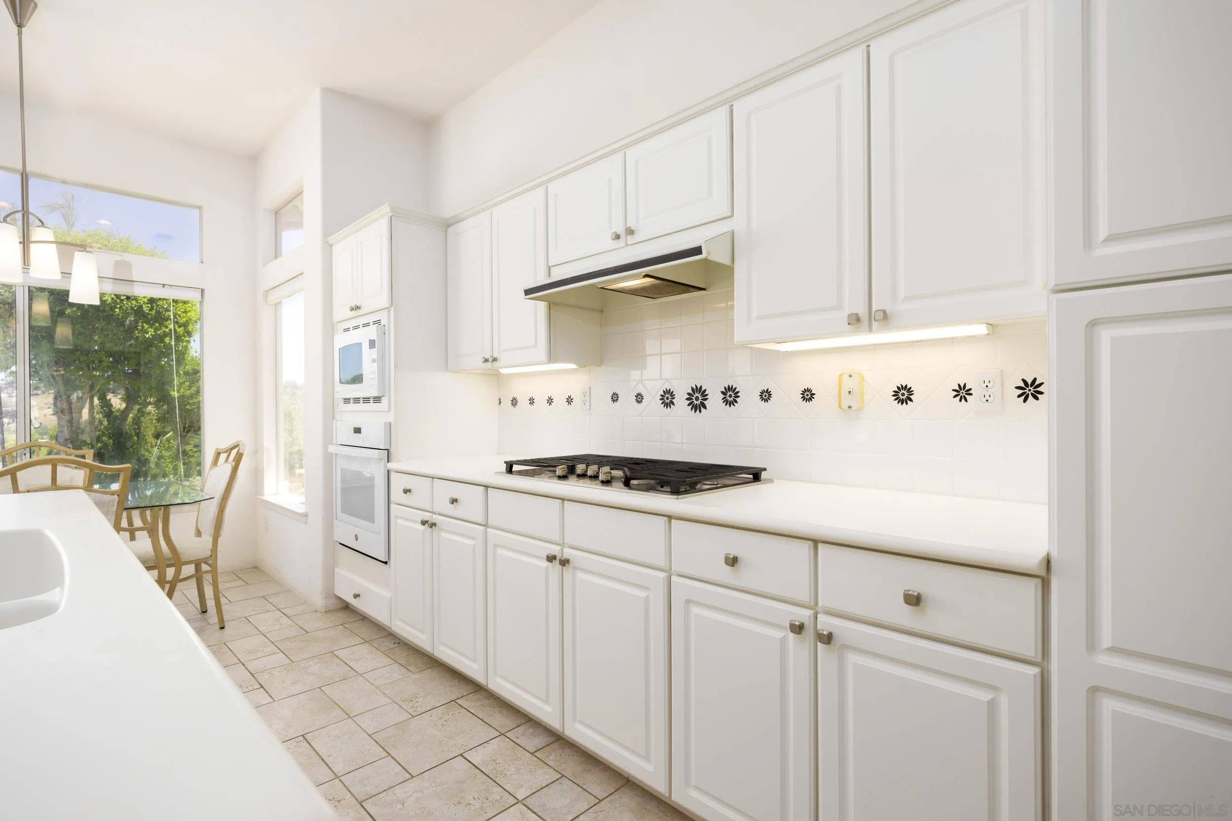https://cdn.realtyfeed.com/cdn/127/260020001/5bba9255a315e99fbcf3e7d08468fe89.webp