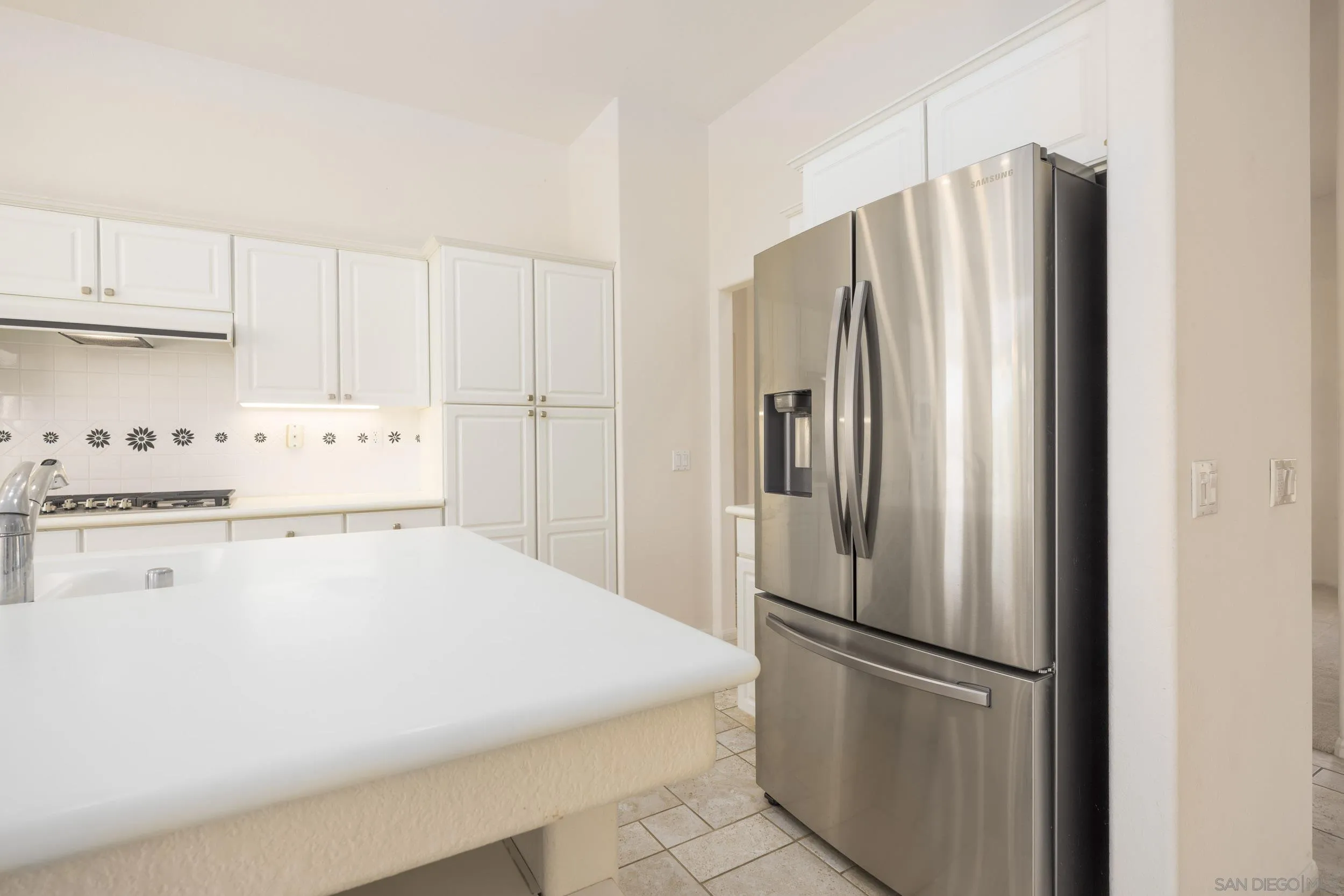 https://cdn.realtyfeed.com/cdn/127/260020001/676ecb73e8dae9ec1be6313eb1ab9dce.webp