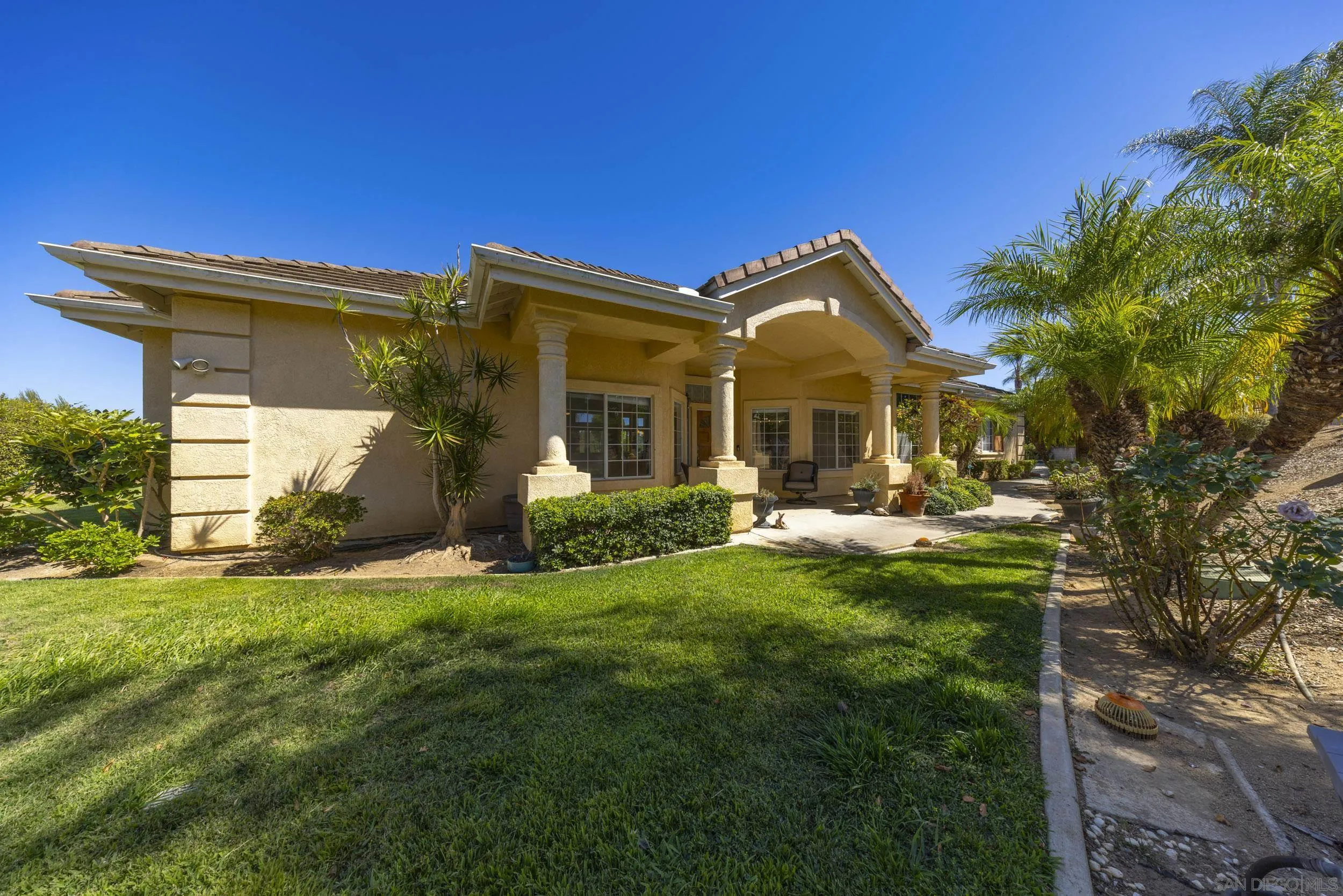 https://cdn.realtyfeed.com/cdn/127/260020001/8a6c4741e3023a556443871b818004e2.webp