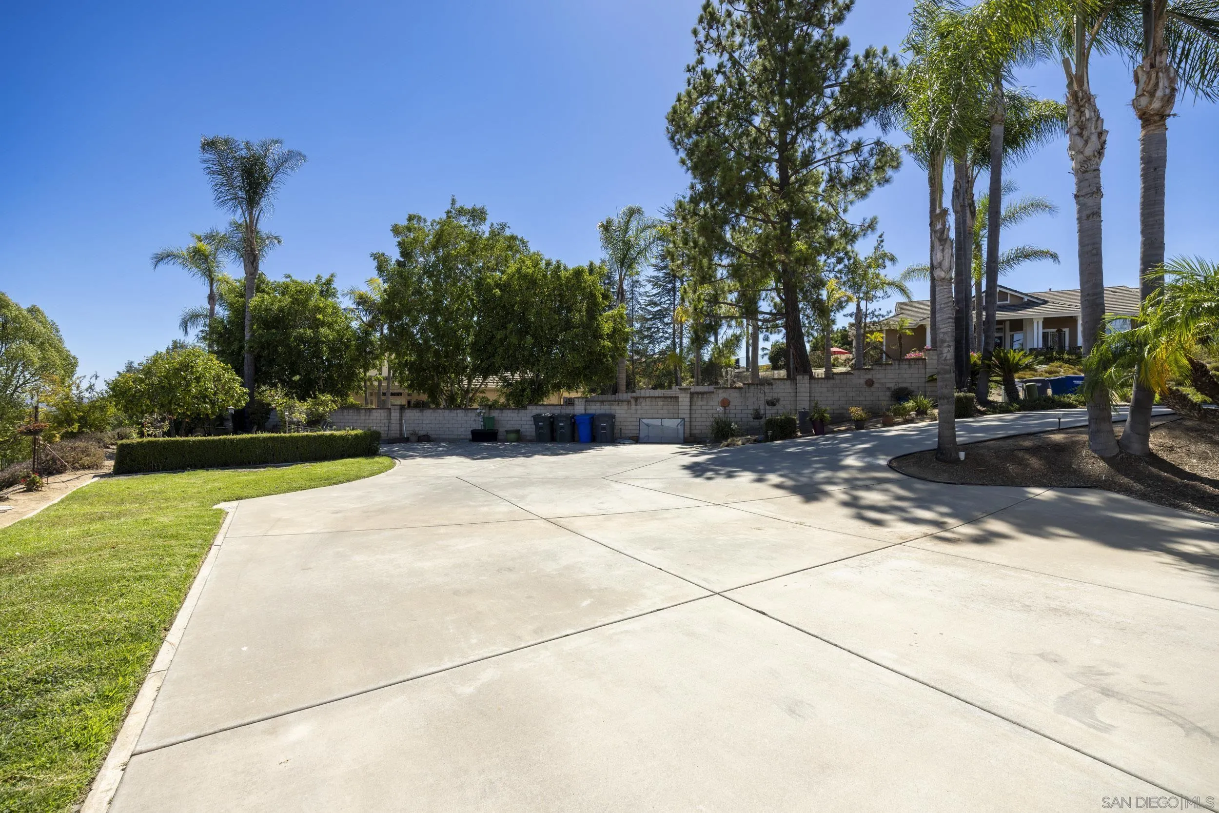https://cdn.realtyfeed.com/cdn/127/260020001/9ba1c7141dab2b2f37d20b15e26d3786.webp