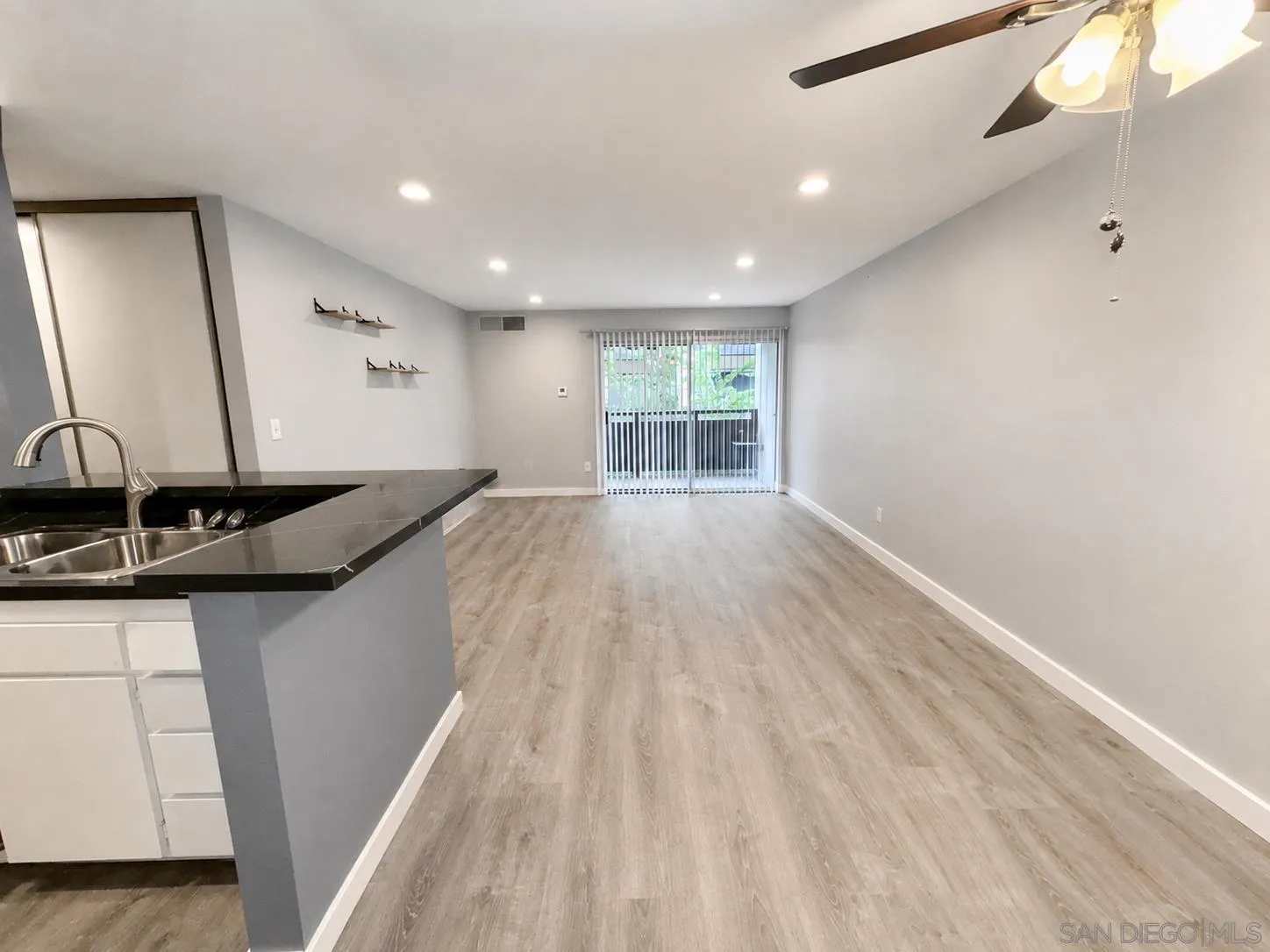 Photo #6: 260020003 Listing: Photo #6