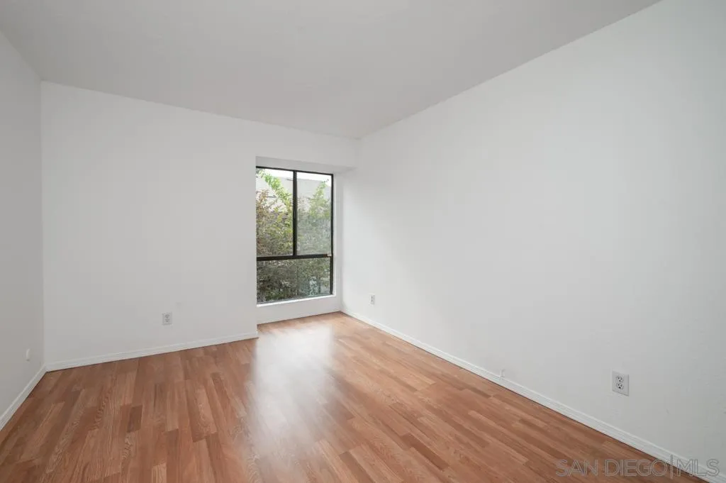 Photo #25: 260020006 Listing: Photo #25
