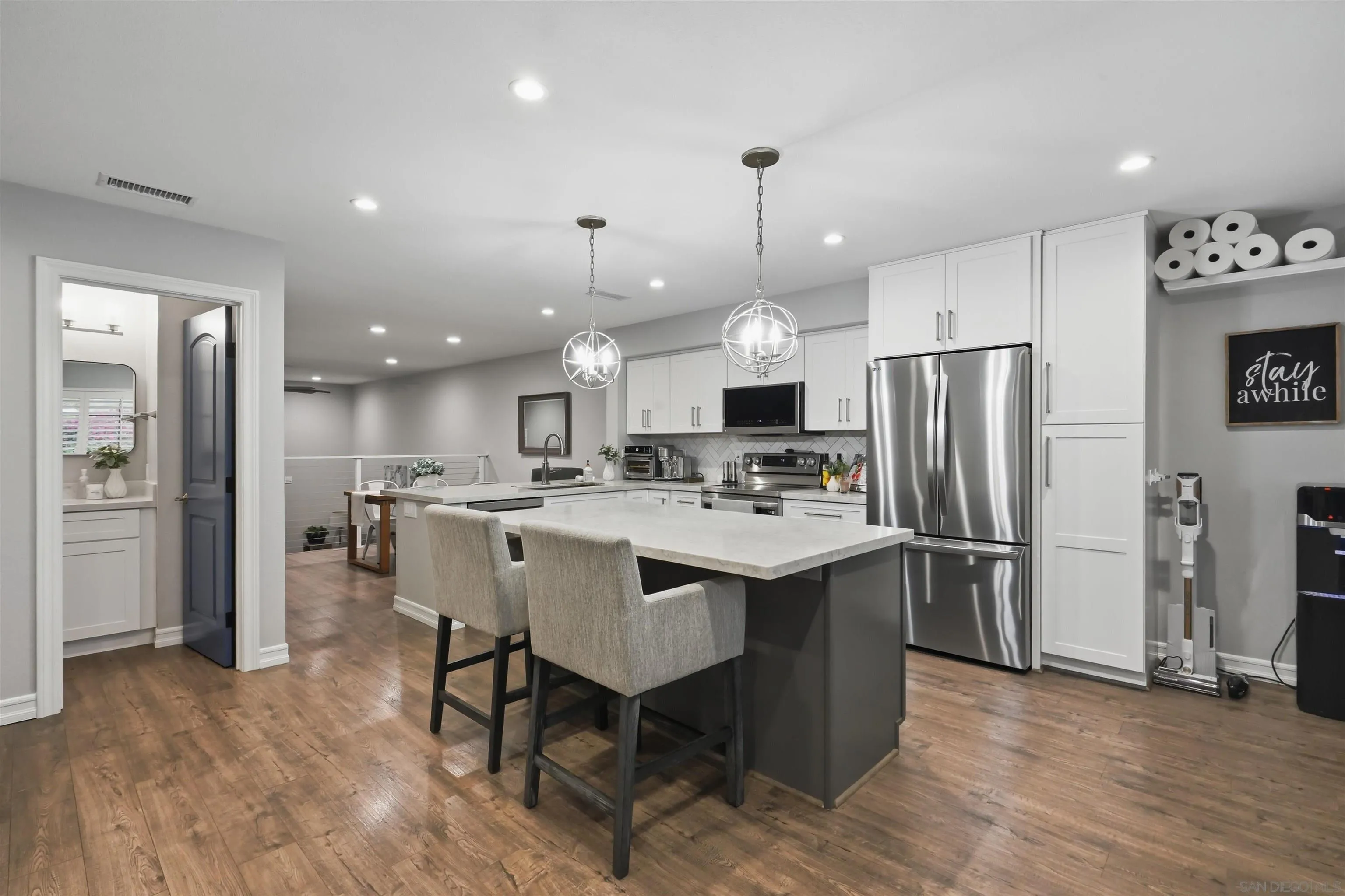 https://cdn.realtyfeed.com/cdn/127/260020010/1075b80bf1327947651306d1e8e45000.webp