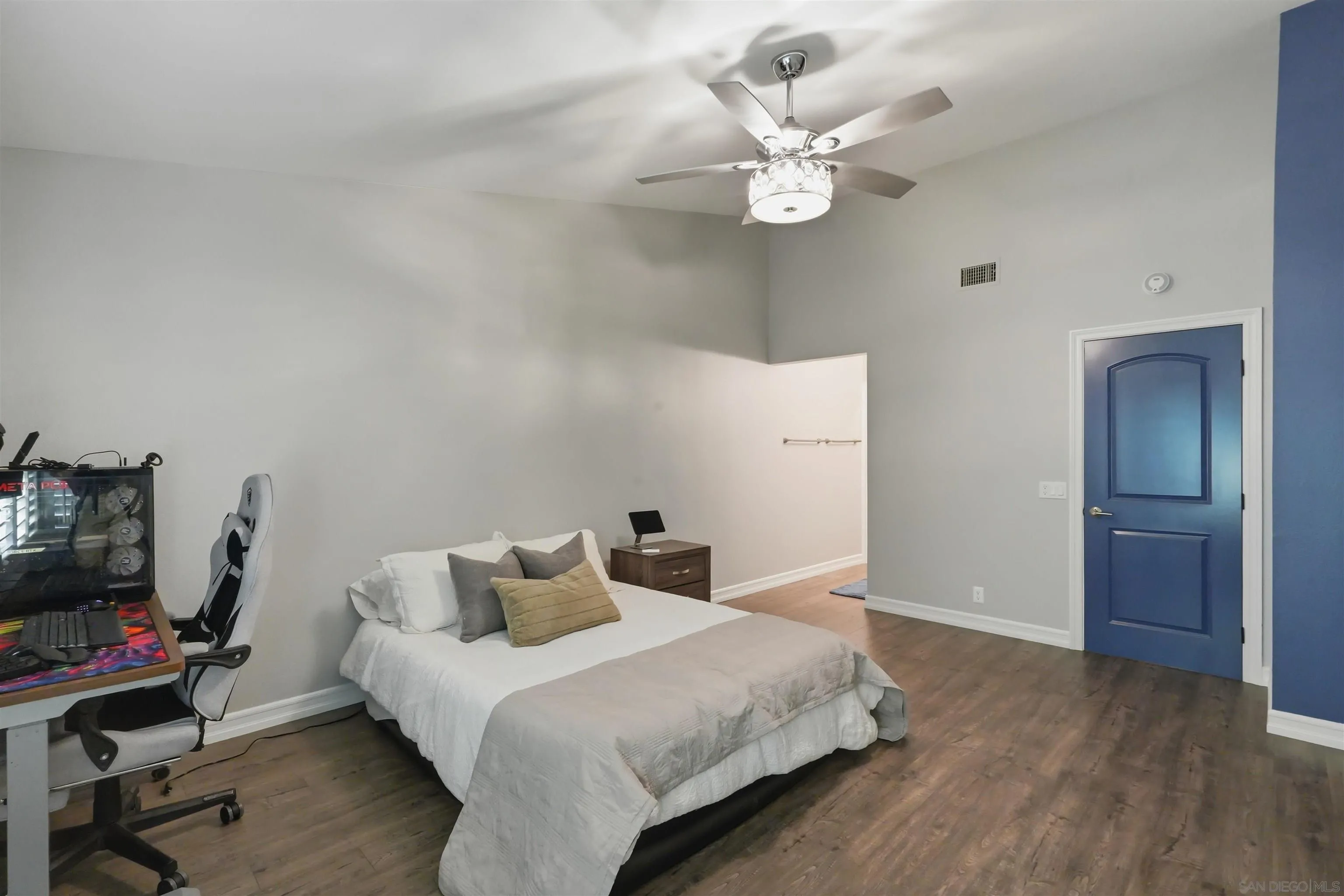 https://cdn.realtyfeed.com/cdn/127/260020010/b13e875f1155f186642473d6a8dcb4d3.webp