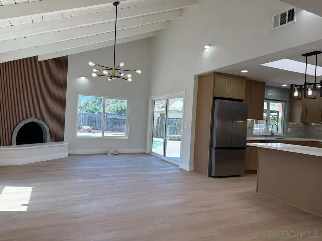 https://cdn.realtyfeed.com/cdn/127/260020013/e30f6e2aae9c296ca93071967edbc2a4.webp