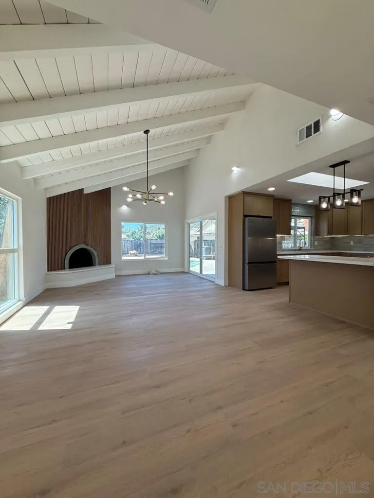 https://cdn.realtyfeed.com/cdn/127/260020013/f793210b17b3c9bb01f2af0afbeaff5e.webp