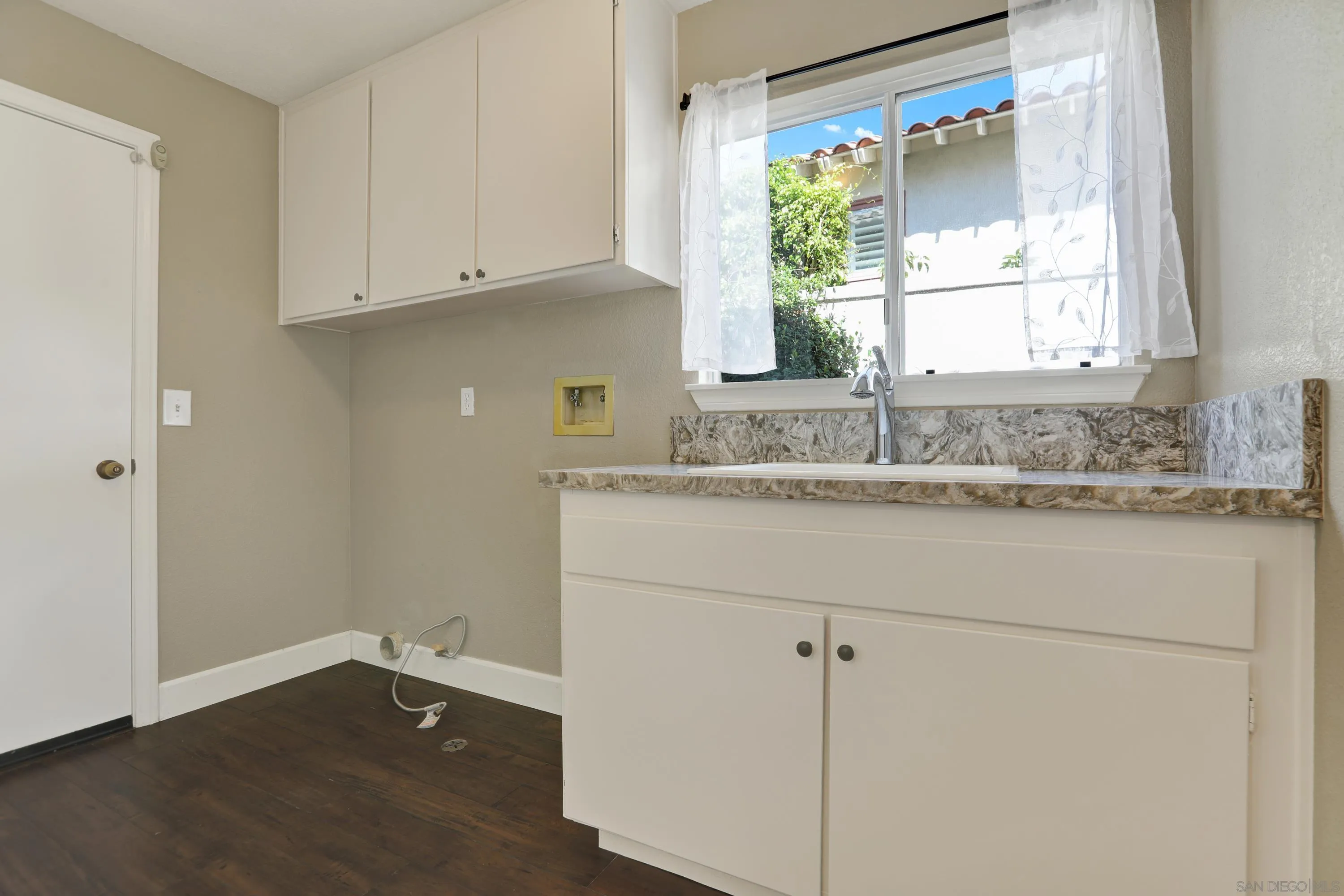 https://cdn.realtyfeed.com/cdn/127/260020018/0bf72b6213f5bce02ec94d9fe7d66348.webp