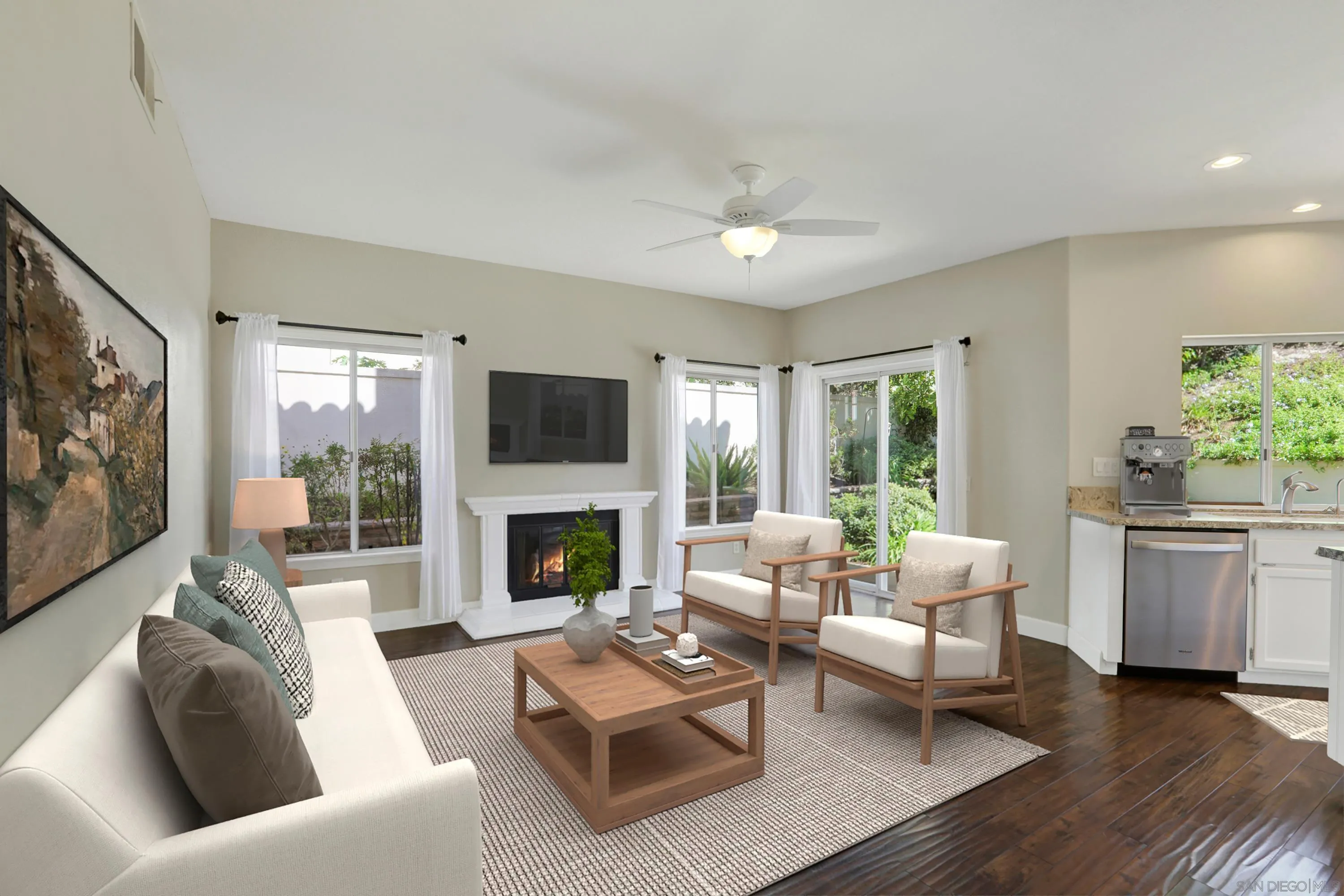https://cdn.realtyfeed.com/cdn/127/260020018/2dcaaa4cc3c722f26fc64ea6596b467d.webp
