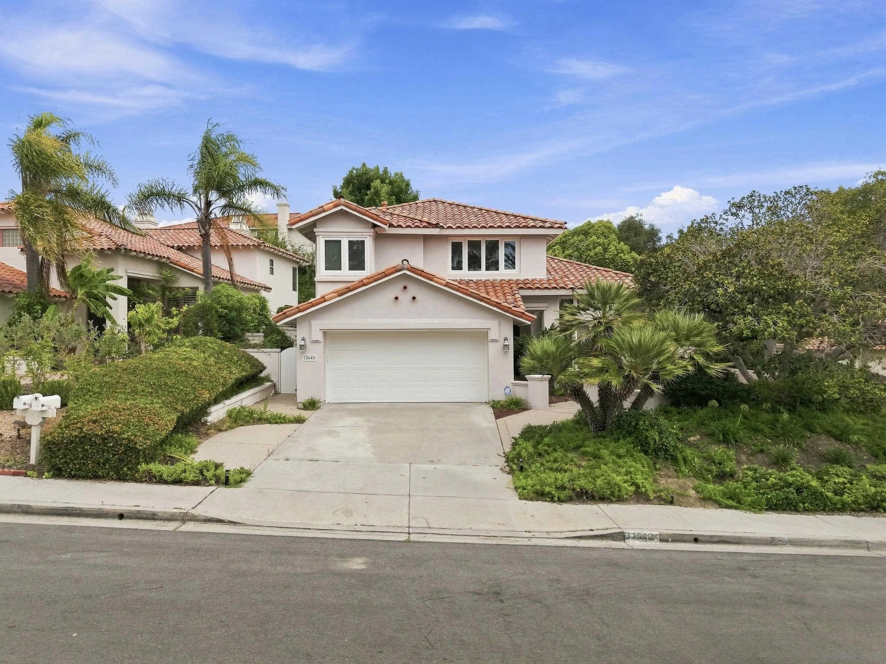 https://cdn.realtyfeed.com/cdn/127/260020018/4eec8edfc30188becfc381b5236c1fc7.webp