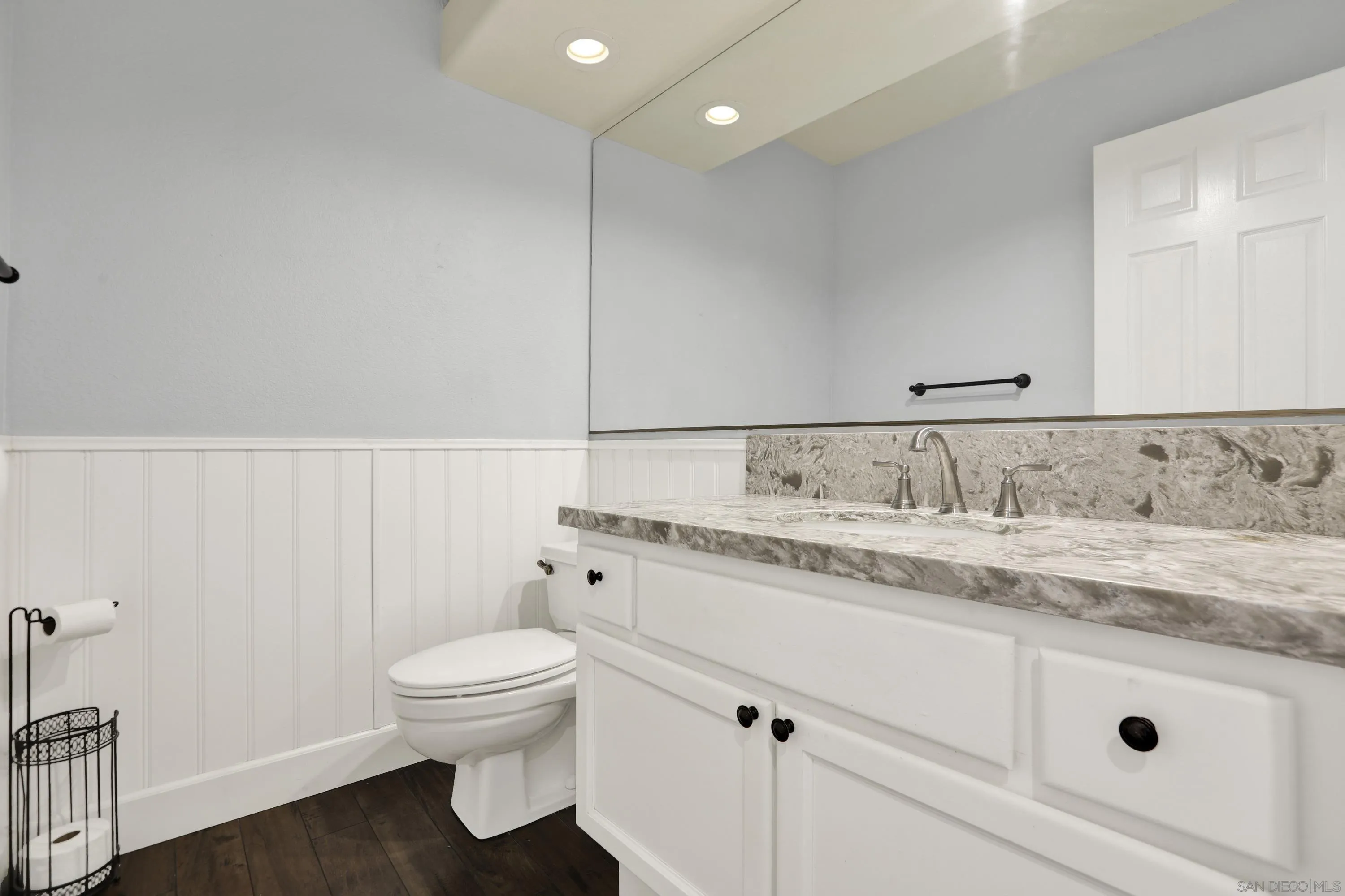 https://cdn.realtyfeed.com/cdn/127/260020018/591b6c00b9530dab0a0592f218d13f6e.webp