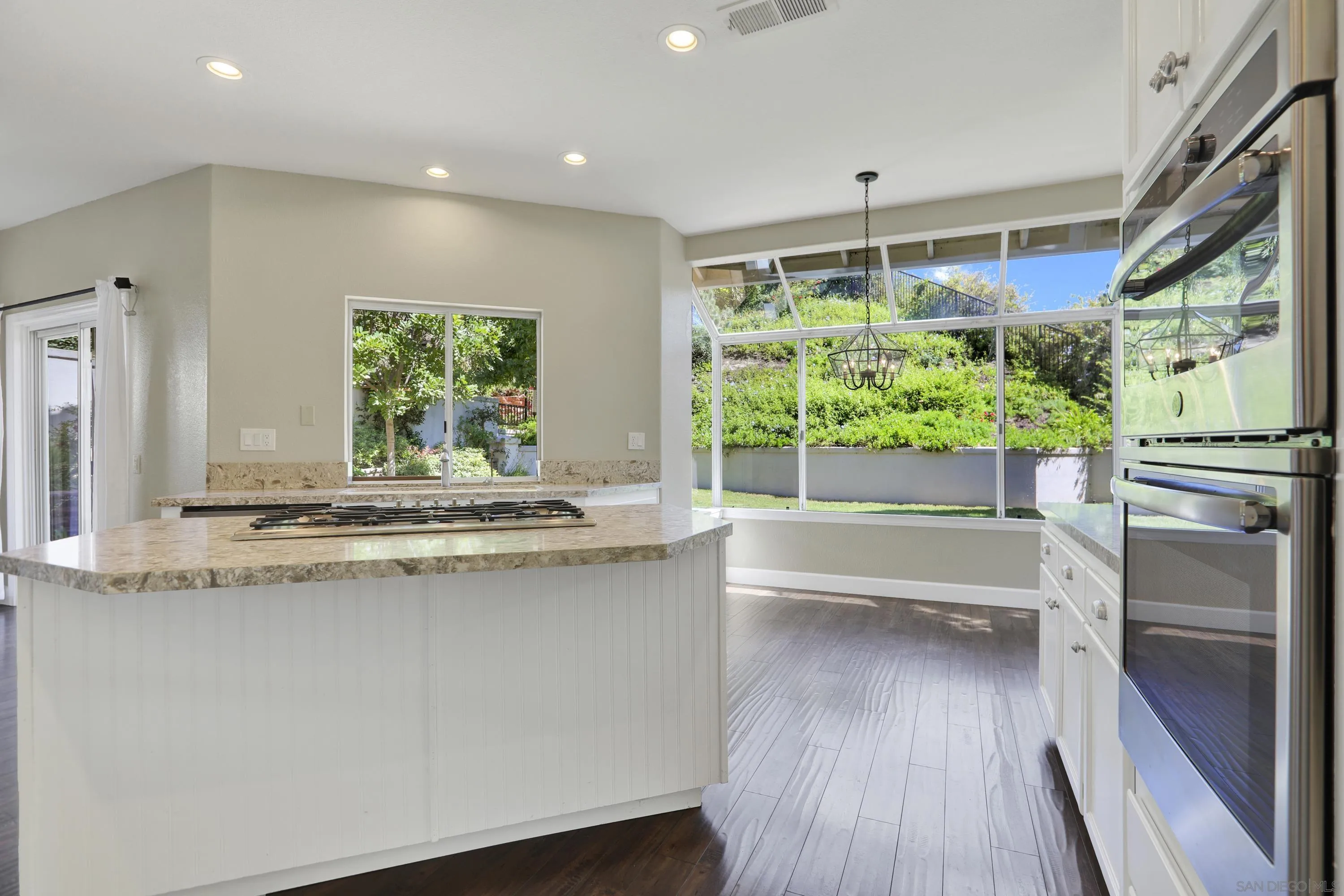 https://cdn.realtyfeed.com/cdn/127/260020018/9e2c9cdef251a3635be96555b9928560.webp