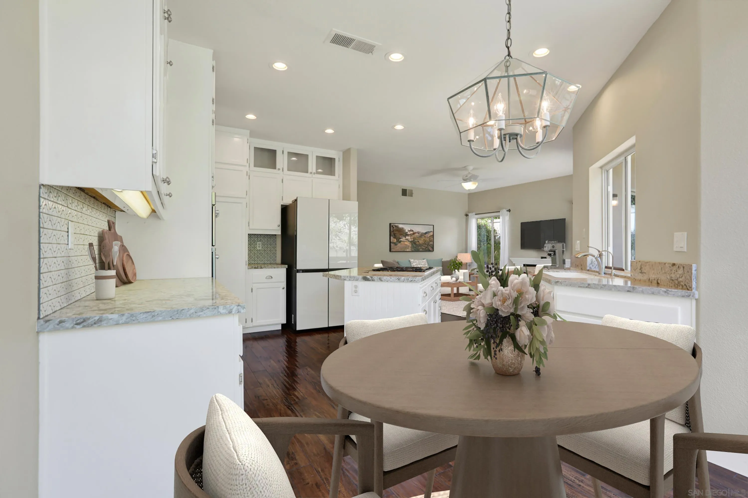 https://cdn.realtyfeed.com/cdn/127/260020018/e78332cda87182cae605a406ac26c72b.webp