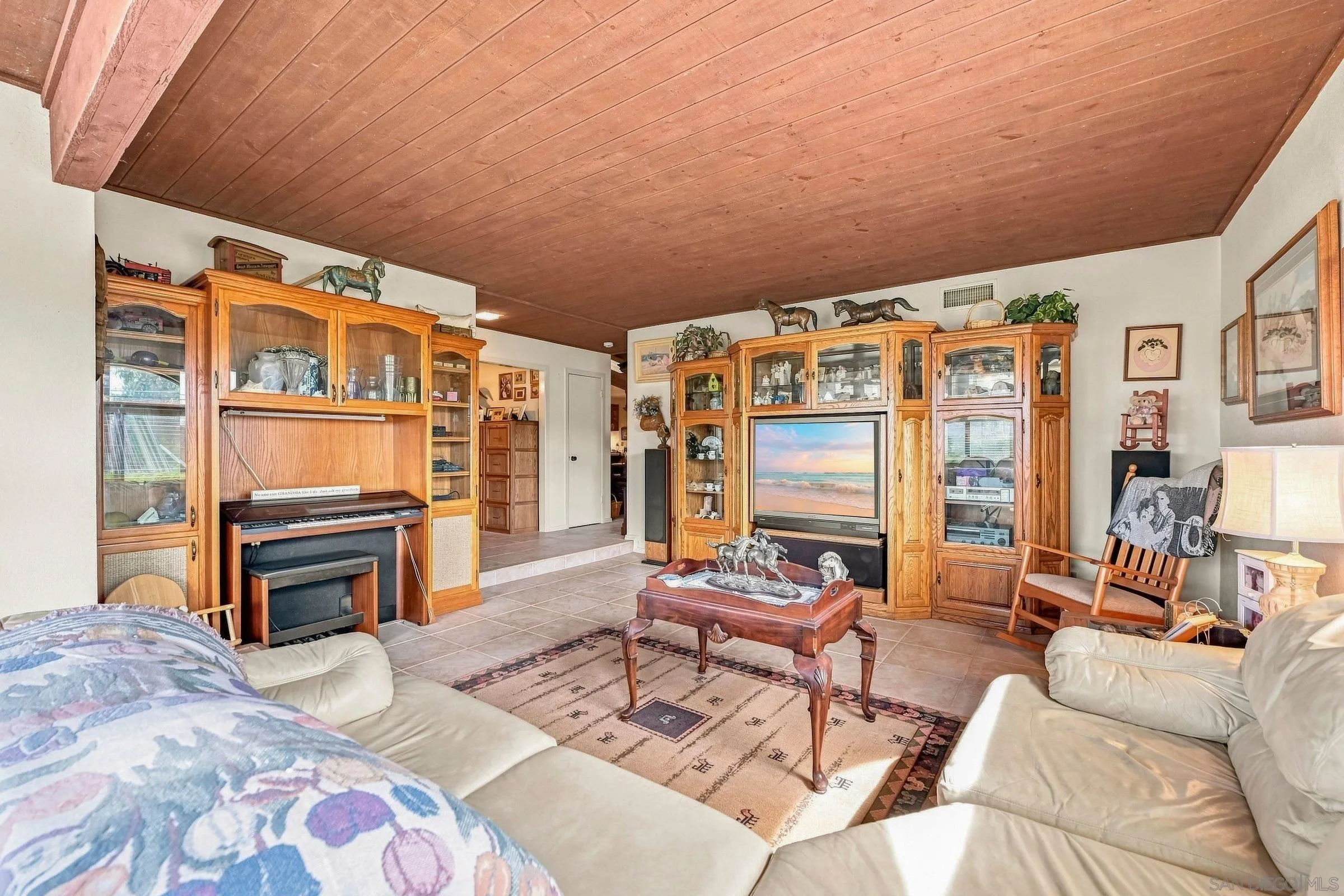 https://cdn.realtyfeed.com/cdn/127/260020020/1616b160093479d392c66b714dea2df4.webp