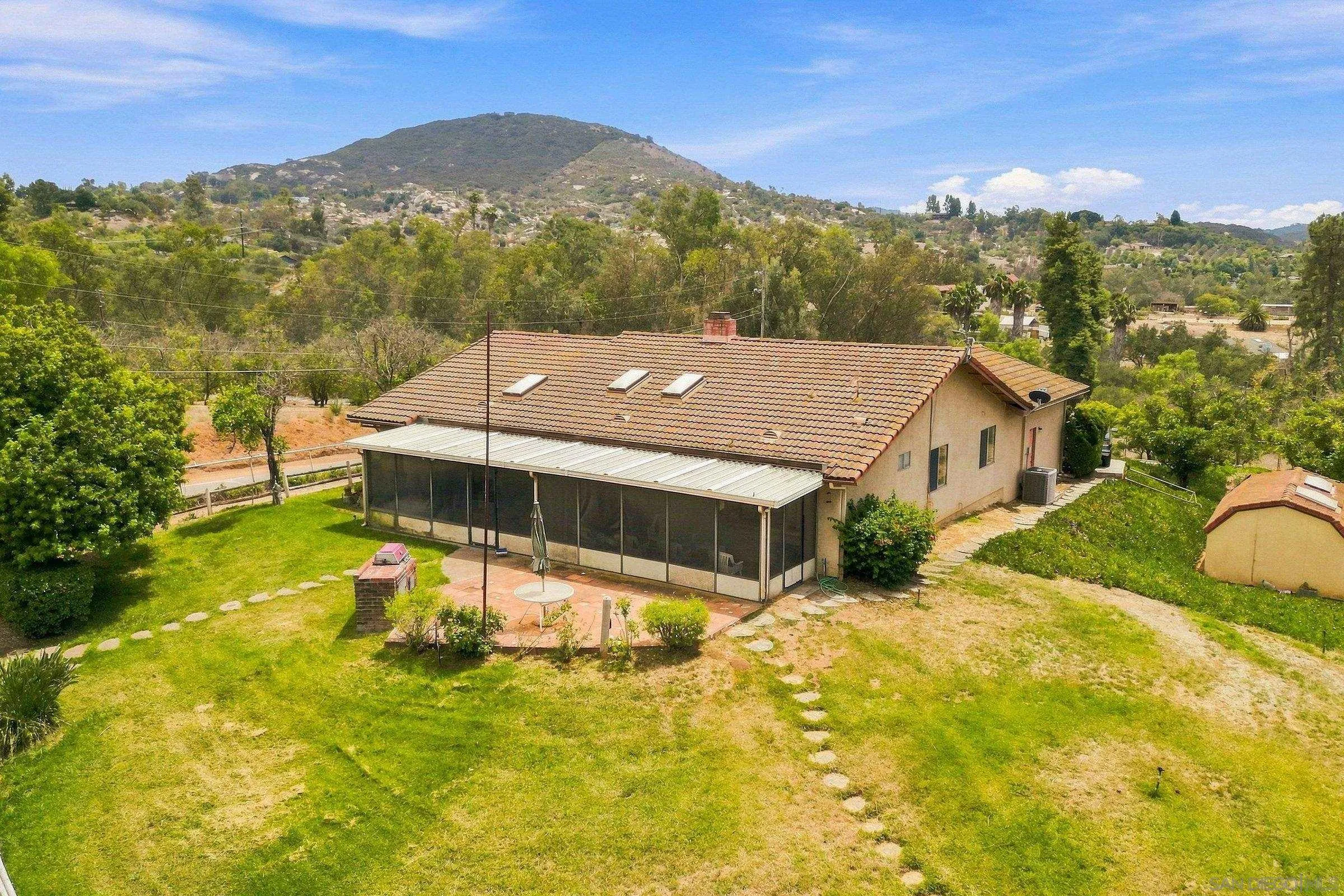 https://cdn.realtyfeed.com/cdn/127/260020020/fab168a49b3e8b50a9c80325240d597e.webp