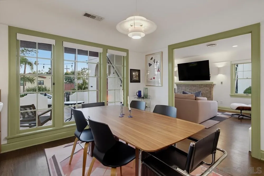 https://cdn.realtyfeed.com/cdn/127/260020021/0a2c807283740042559b4e1661c6dc8e.webp