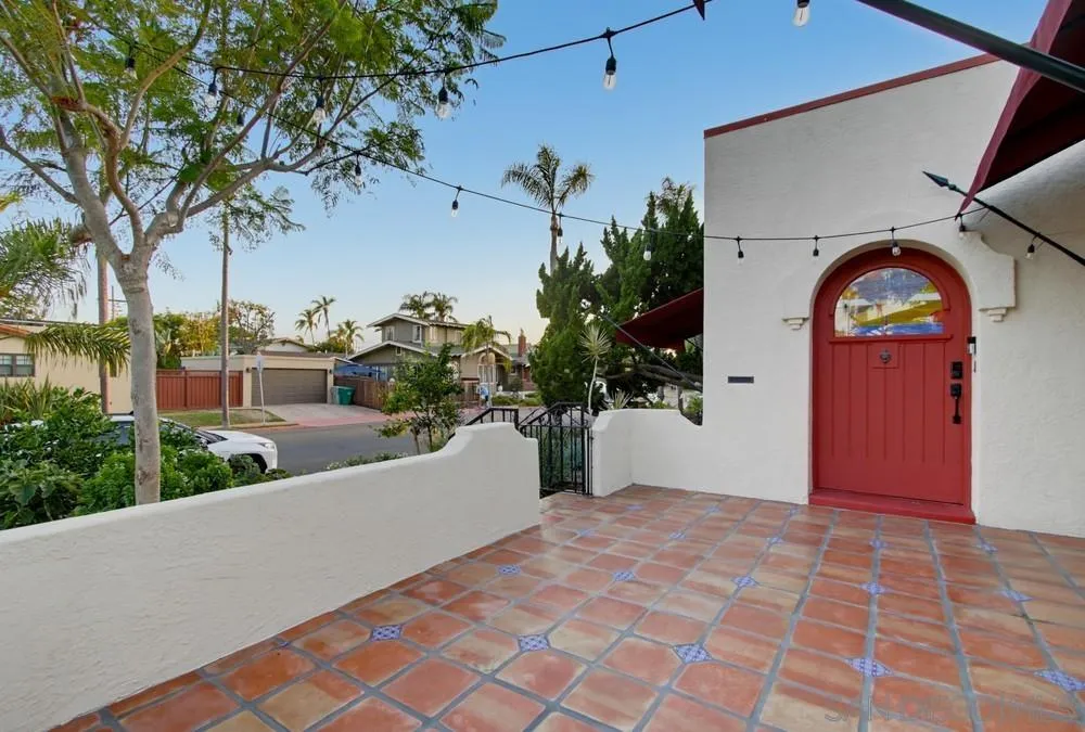 https://cdn.realtyfeed.com/cdn/127/260020021/12909cd1a7829e39430936147fb8247a.webp
