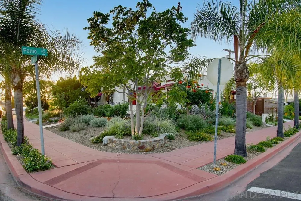 https://cdn.realtyfeed.com/cdn/127/260020021/15ffae49f85bb42726c84783260d188a.webp