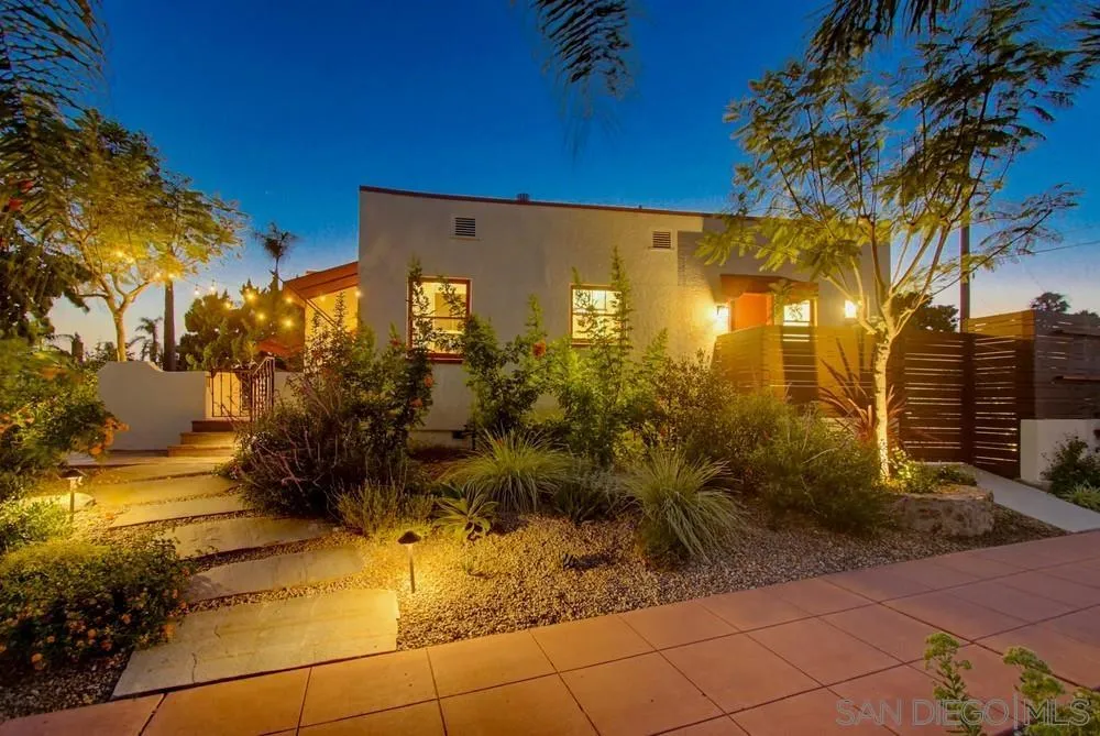 https://cdn.realtyfeed.com/cdn/127/260020021/1c54a4facd30ea3c7178ae681b9e61ee.webp