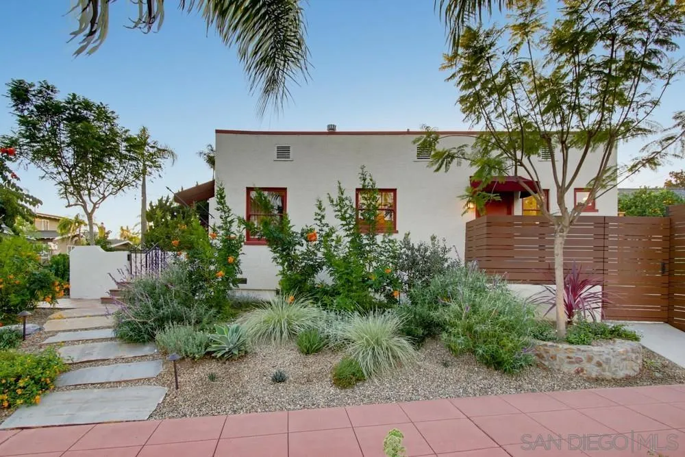 https://cdn.realtyfeed.com/cdn/127/260020021/2995d705187a607ba43c7b417089cbc2.webp