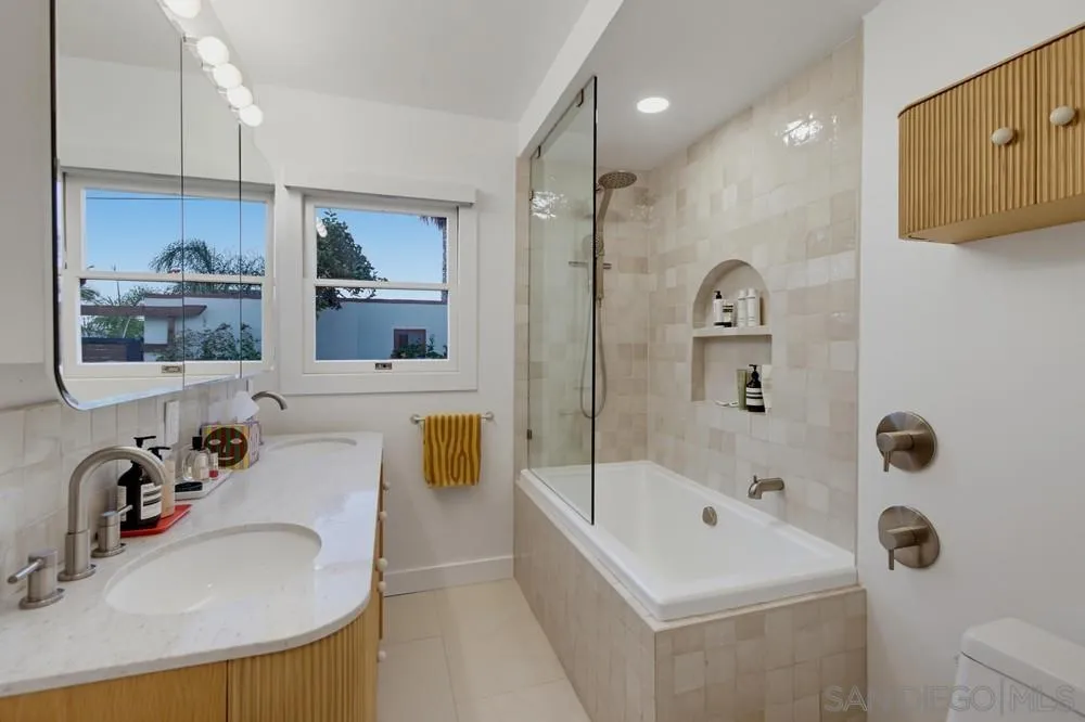 https://cdn.realtyfeed.com/cdn/127/260020021/2f7540715845dd1aa411f4978a782ada.webp