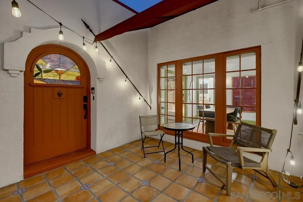 https://cdn.realtyfeed.com/cdn/127/260020021/700f83b40463eddb04a1bfad679f1cb8.webp