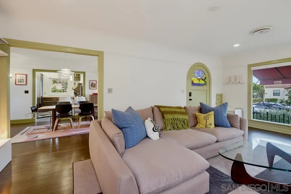 https://cdn.realtyfeed.com/cdn/127/260020021/cfa164608c7aab8ce47d6111c85830ba.webp