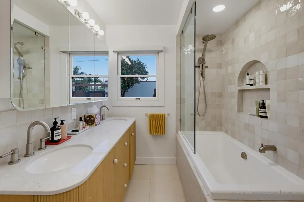 https://cdn.realtyfeed.com/cdn/127/260020021/cfe1b9e4413c644e14c3472ad7233772.webp