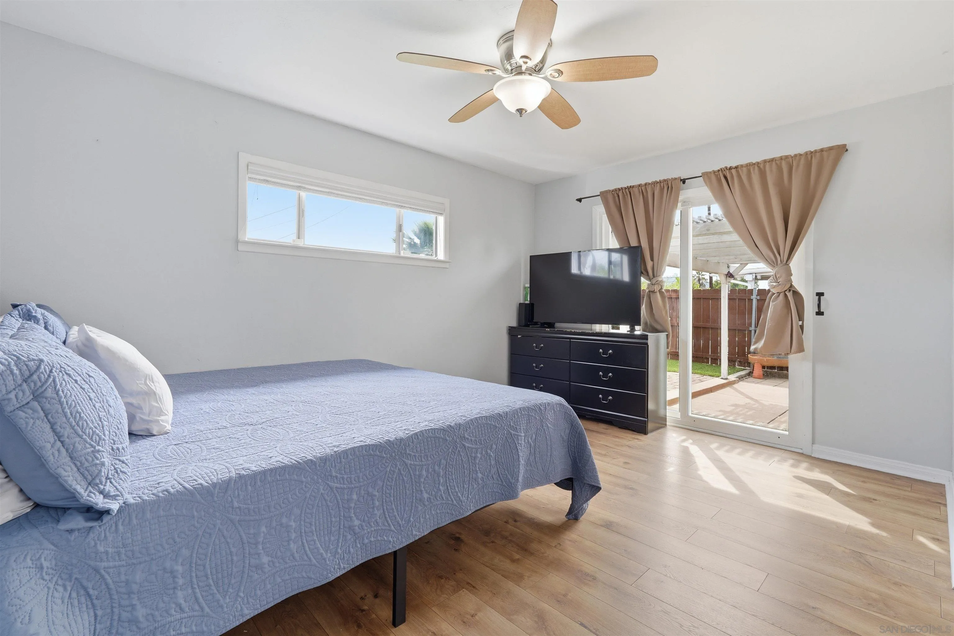 https://cdn.realtyfeed.com/cdn/127/260020022/95562f0a39dbebf28915e8dec872cce3.webp