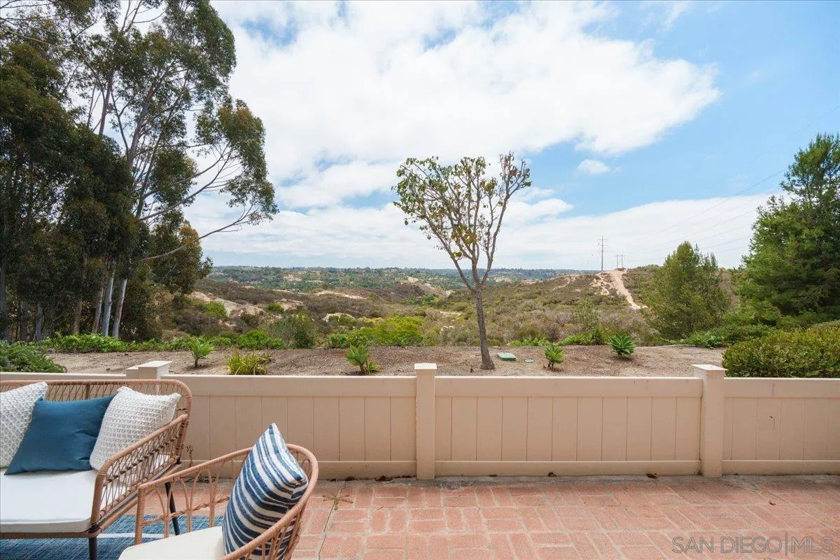 Photo #2: 260020023 Listing: Photo #2