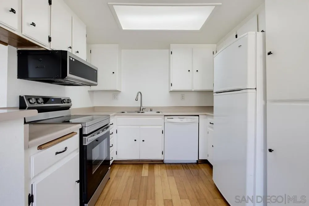 https://cdn.realtyfeed.com/cdn/127/260020025/083065e023830030bb58b6694d1ded6f.webp