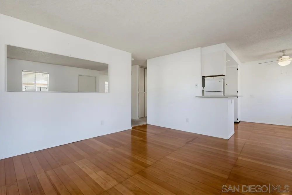 https://cdn.realtyfeed.com/cdn/127/260020025/63afce9c3c796aec3a0841a86d9f927f.webp