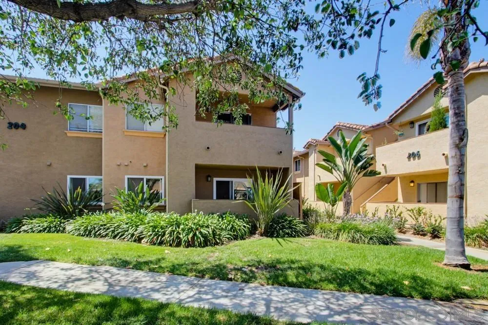 https://cdn.realtyfeed.com/cdn/127/260020025/881dc1f5a8964922f81189b6f006d4bc.webp