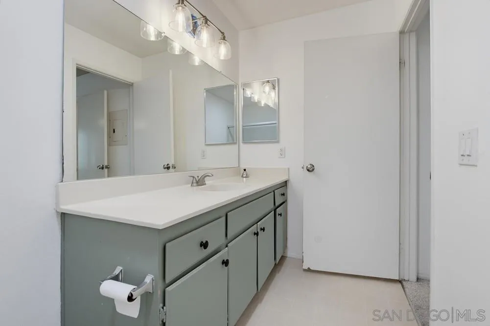 https://cdn.realtyfeed.com/cdn/127/260020025/88c9f926e2ab8566deaafd7473e07847.webp