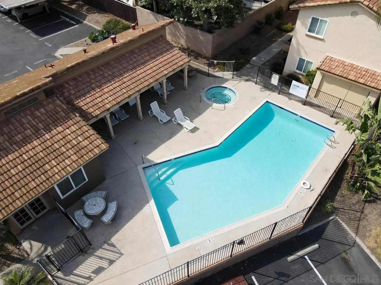 https://cdn.realtyfeed.com/cdn/127/260020025/b3aaf09ce3e12012269c3e6034dee668.webp