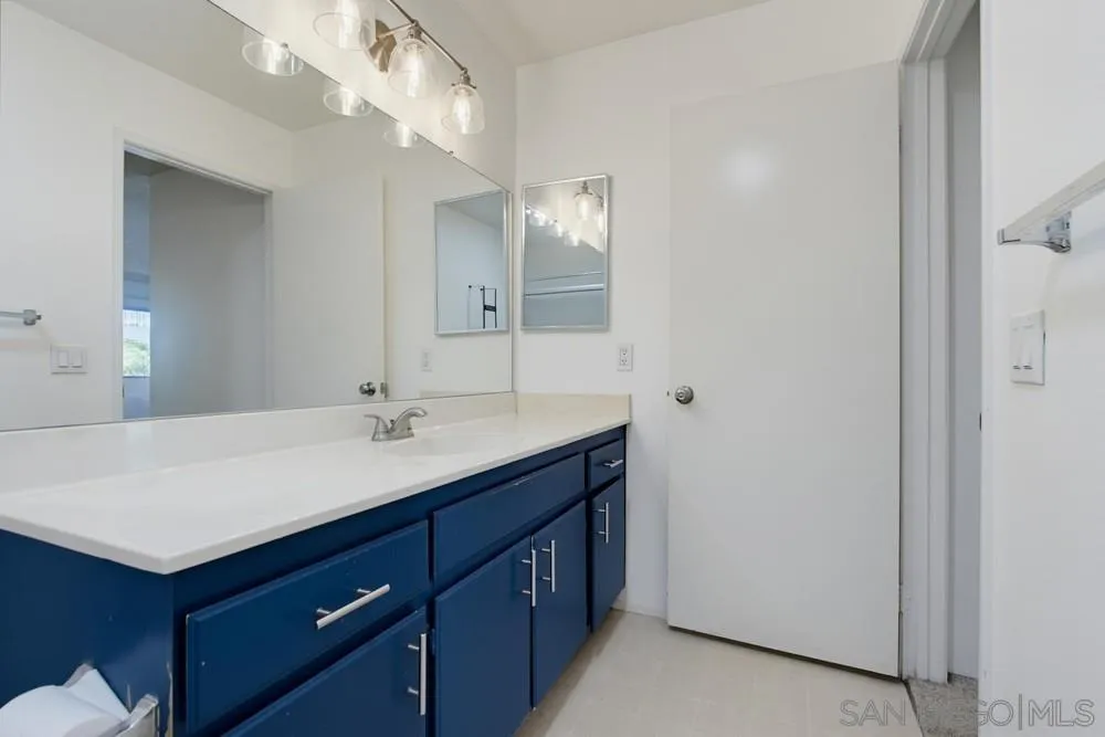 https://cdn.realtyfeed.com/cdn/127/260020025/c2e917a5f8fa98eaa38ca1ea94766715.webp