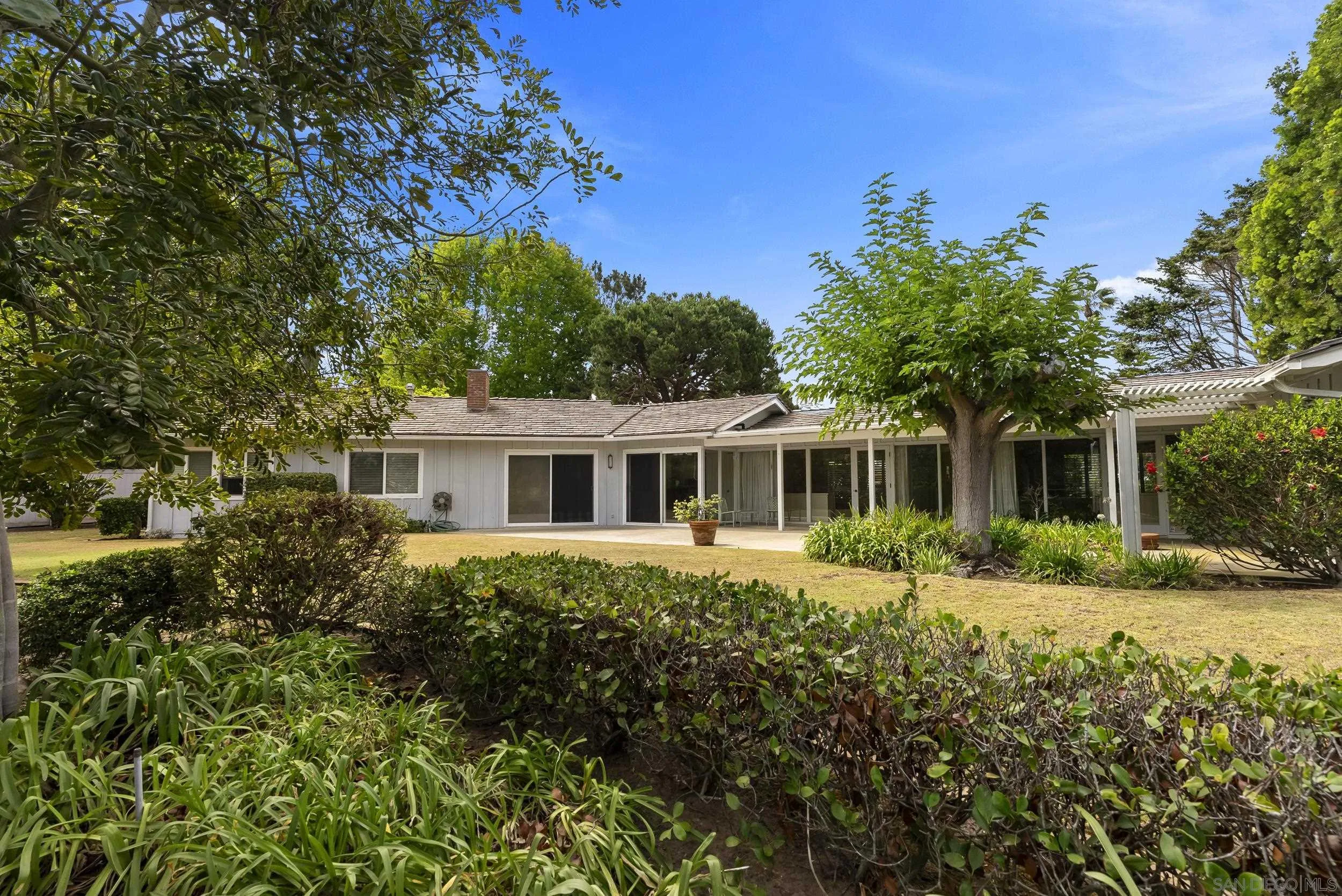 https://cdn.realtyfeed.com/cdn/127/260020028/73ecd7a9ea5f1f8ca2ec4643bf7e8411.webp