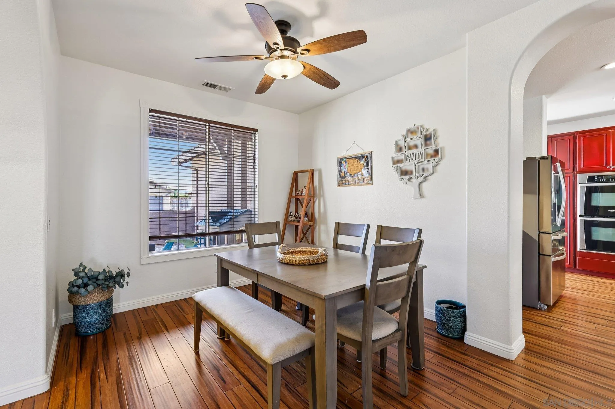 https://cdn.realtyfeed.com/cdn/127/260020029/2b21ca07bc25efb15b025a6a6994377f.webp