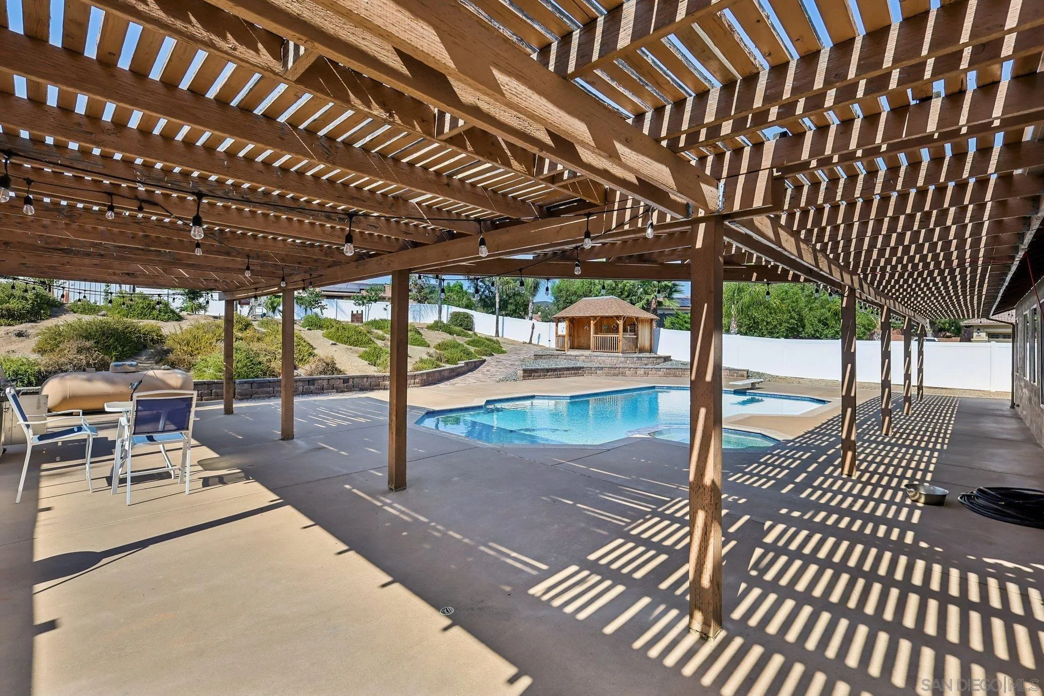 https://cdn.realtyfeed.com/cdn/127/260020029/3beb62947fed2562e71d121ec1c27f2b.webp