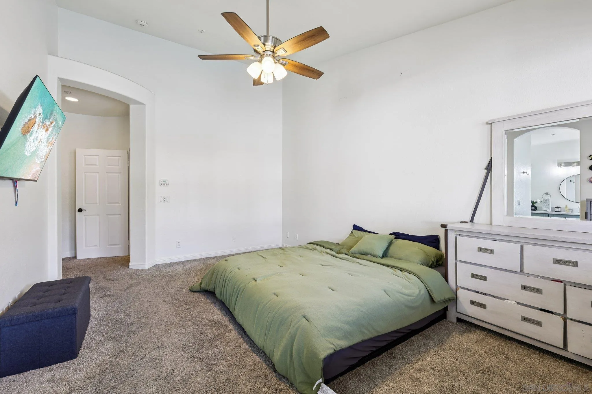 https://cdn.realtyfeed.com/cdn/127/260020029/f02013240b4f8e763604ce789a48c9fa.webp