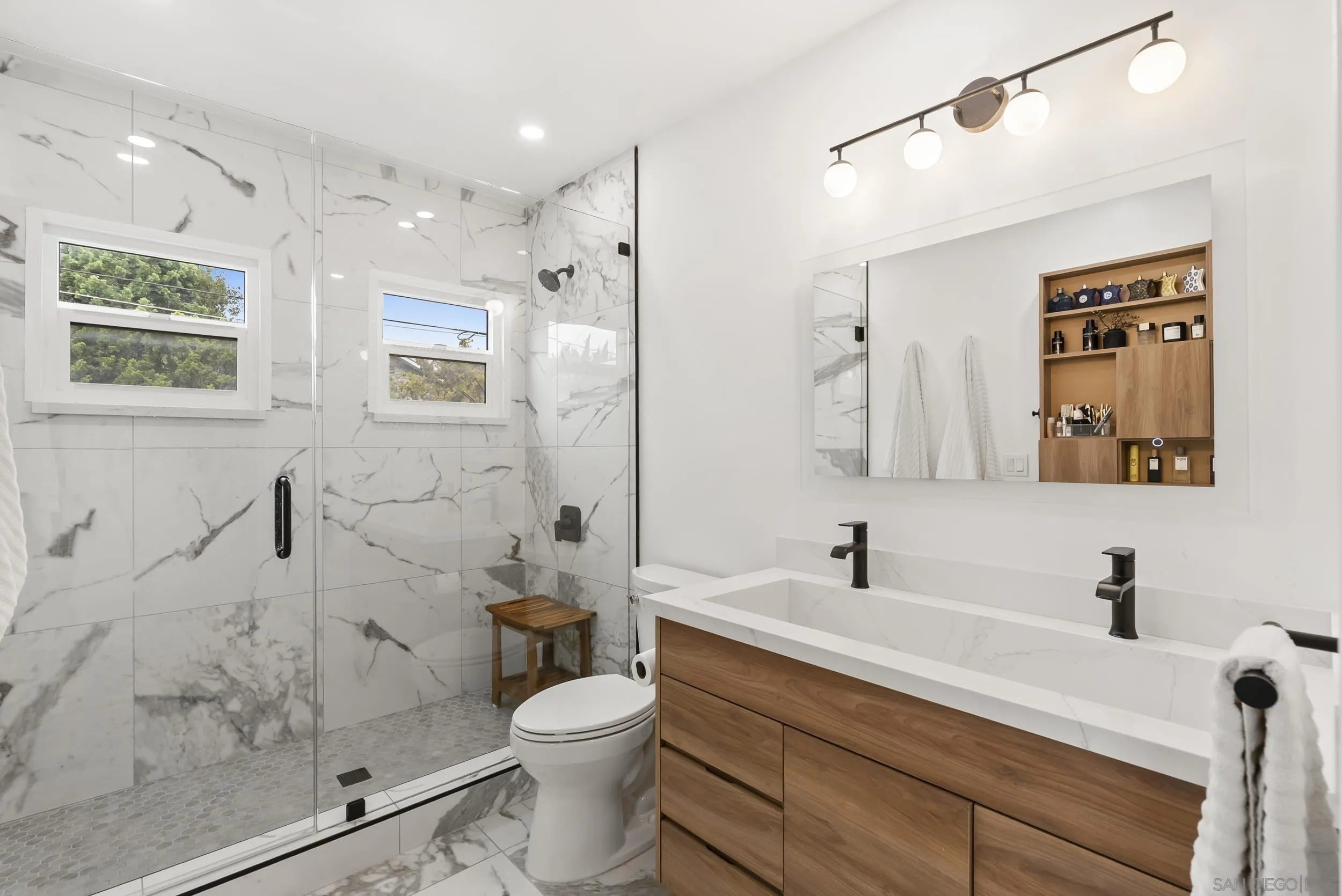 https://cdn.realtyfeed.com/cdn/127/260020030/047e9d350dc1dfb848170ac54df37579.webp