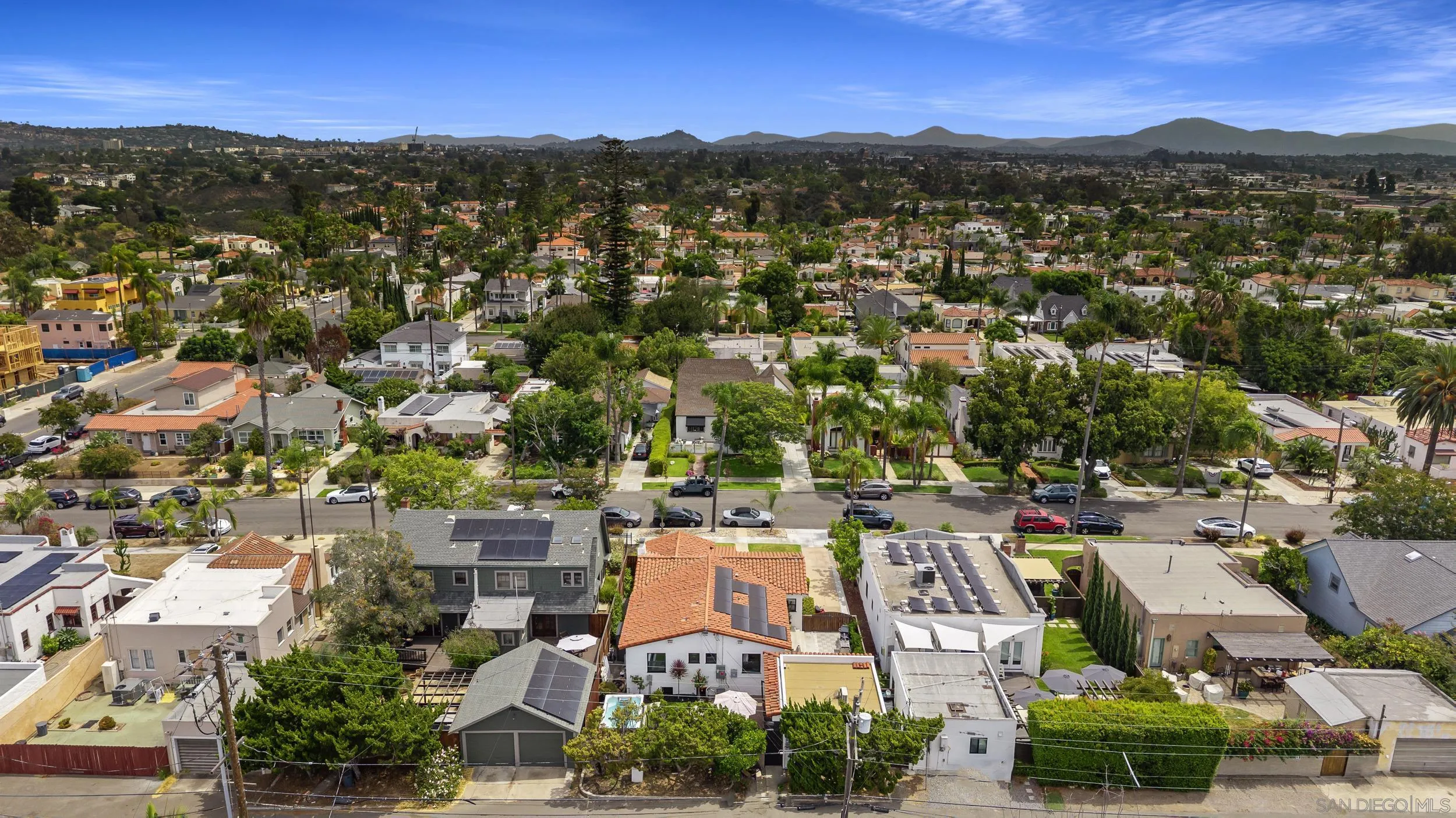 https://cdn.realtyfeed.com/cdn/127/260020030/04933624c245430eb80f7ab22744451c.webp