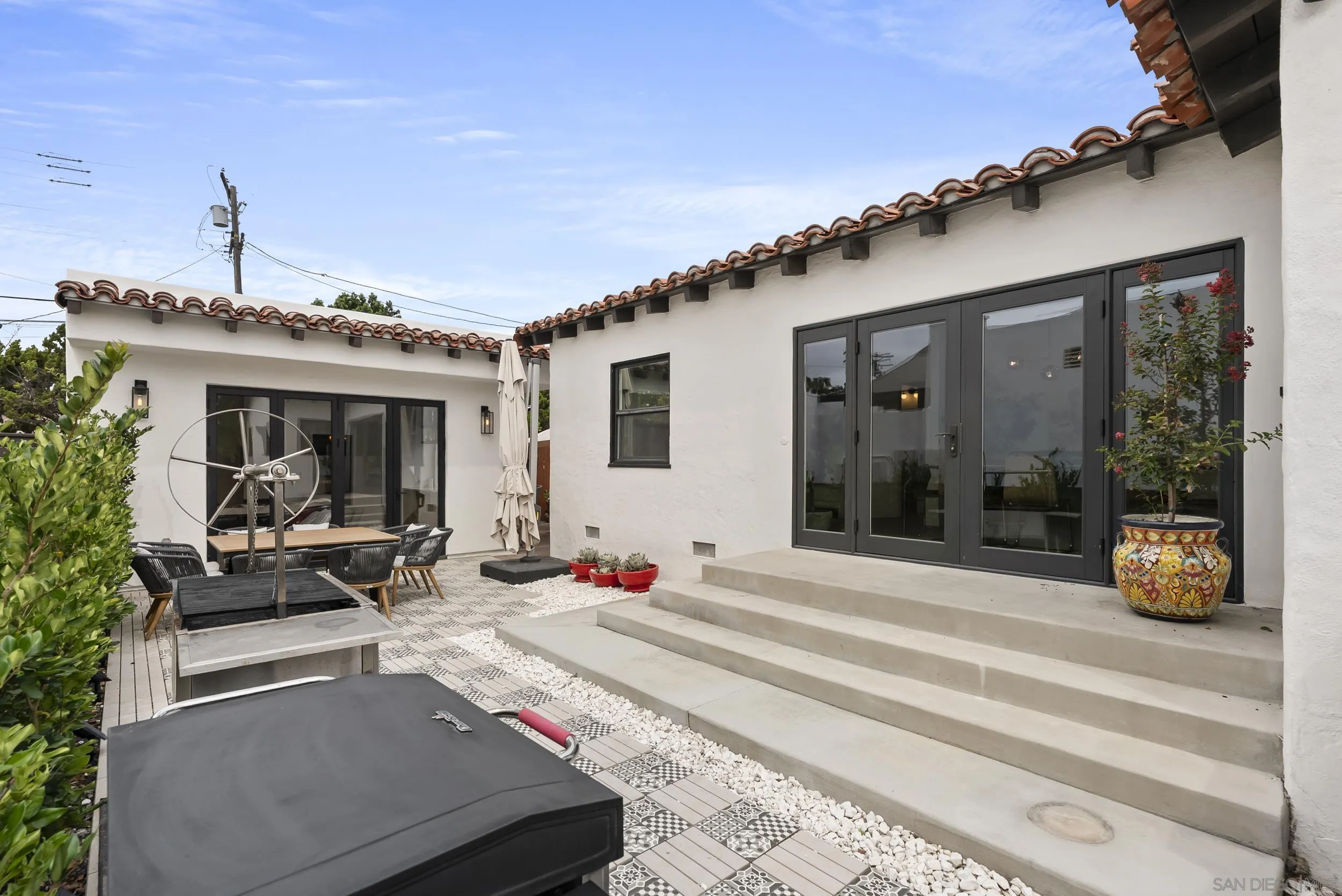 https://cdn.realtyfeed.com/cdn/127/260020030/262d30f6f7517b47c89412cb2384ae01.webp